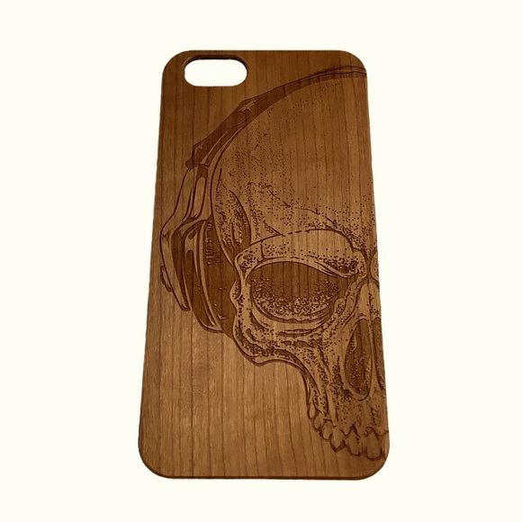 Natural Wood Engraved Skull Hrdcase IPhone 6/7/8